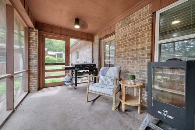 203 Texas Drive, Hideaway, TX 75771