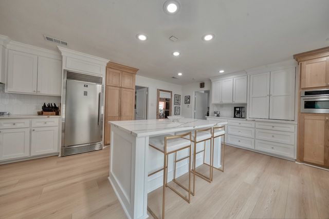 203 Texas Drive, Hideaway, TX 75771