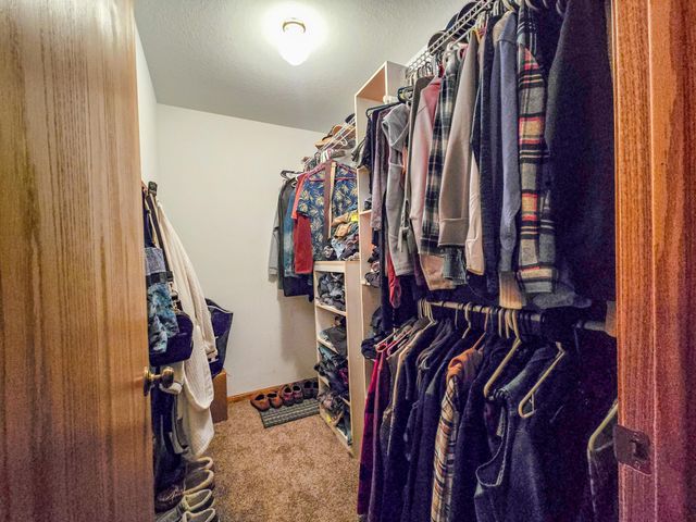 1380 90th Street SW, Alexandria, MN 56308