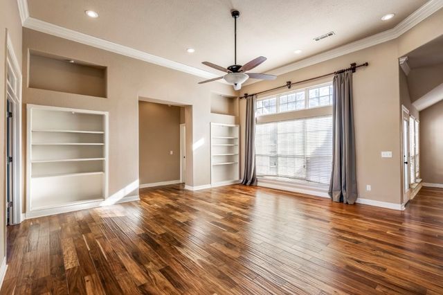 507 E Andrew Avenue, Springdale, AR 72764