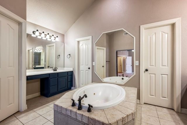 507 E Andrew Avenue, Springdale, AR 72764