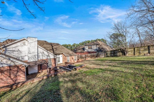 507 E Andrew Avenue, Springdale, AR 72764
