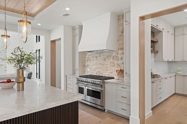 3311 Whitehall Drive, Dallas, TX 75229