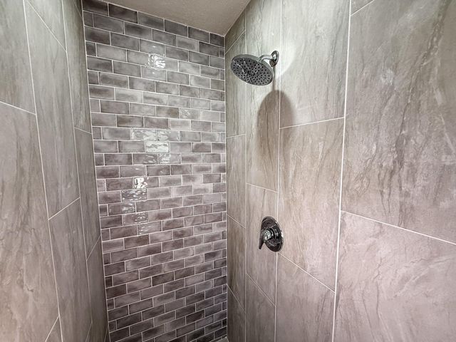 1470 SERPENTINE DRIVE S, St Petersburg, FL 33705