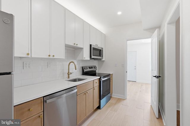 2212 NORTH CAPITOL ST NW, Washington, DC 20002