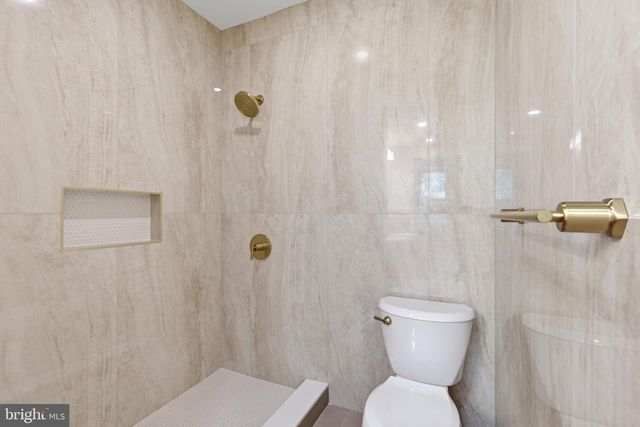 2212 NORTH CAPITOL ST NW, Washington, DC 20002