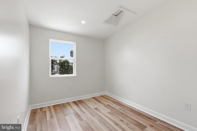 2212 NORTH CAPITOL ST NW, Washington, DC 20002