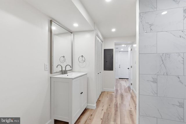 2212 NORTH CAPITOL ST NW, Washington, DC 20002