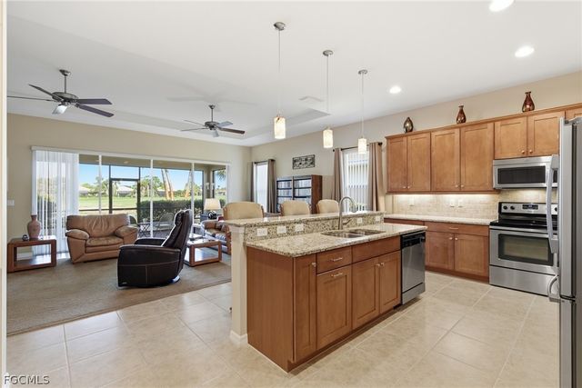 10526 Carena CIR, Fort Myers, FL 33913