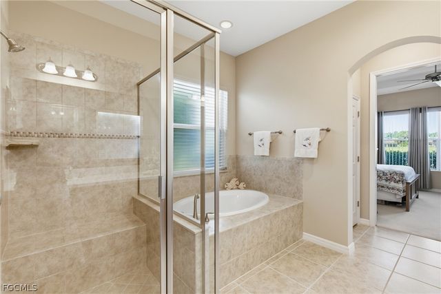 10526 Carena CIR, Fort Myers, FL 33913