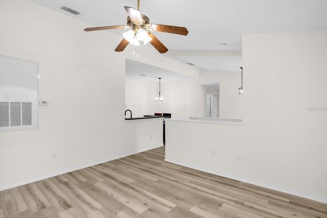 845 GRAND REGENCY POINT 203, Altamonte Springs, FL 32714
