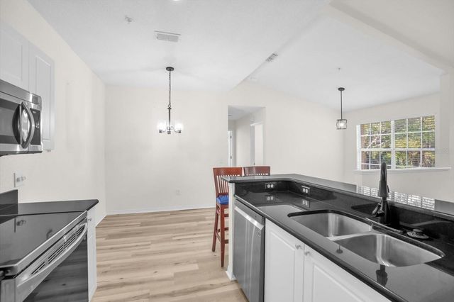 845 GRAND REGENCY POINT 203, Altamonte Springs, FL 32714