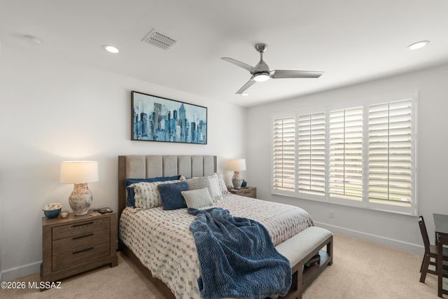 1852 N Riposte Drive, Green Valley, AZ 85614