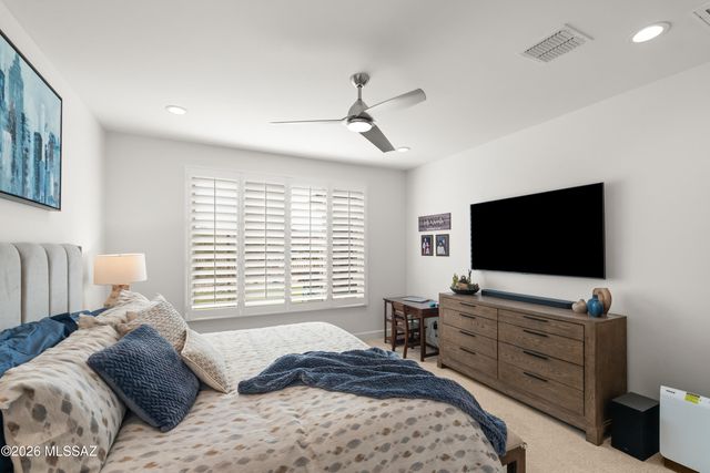 1852 N Riposte Drive, Green Valley, AZ 85614