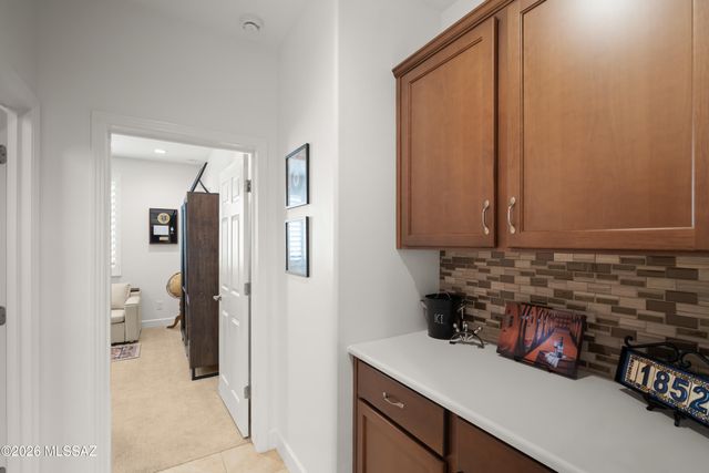 1852 N Riposte Drive, Green Valley, AZ 85614