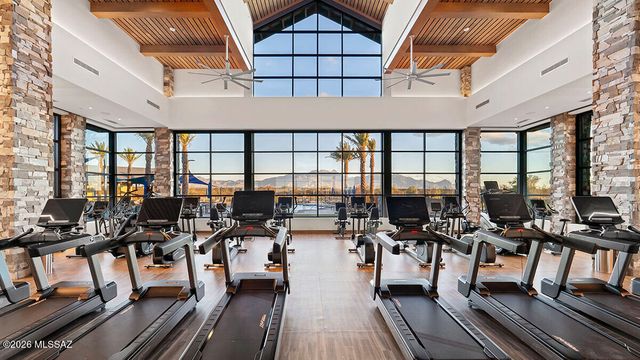 1852 N Riposte Drive, Green Valley, AZ 85614