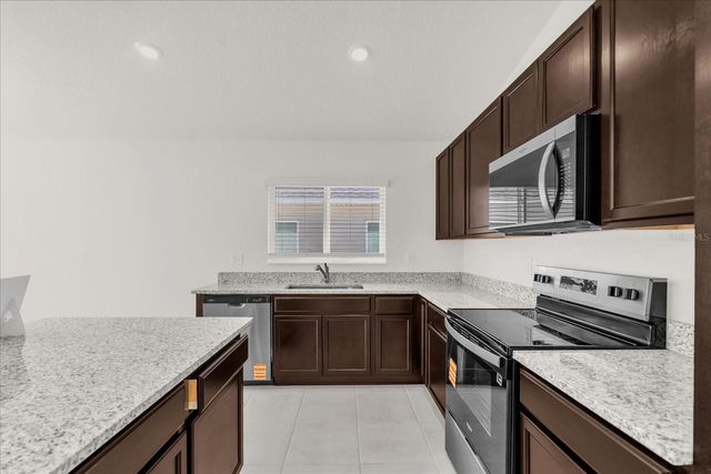 216 RIVERMILL WAY, Lake Wales, FL 33859