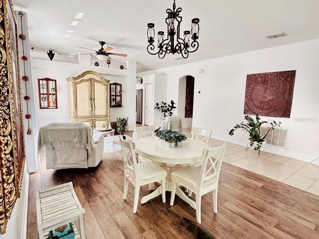 24900 OAKHAVEN COURT, Lutz, FL 33559