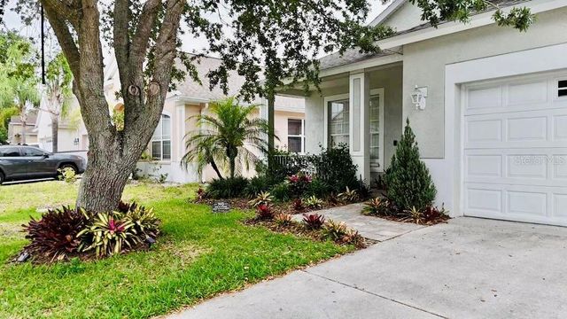 24900 OAKHAVEN COURT, Lutz, FL 33559