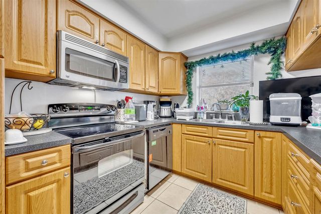 2413 S OSCEOLA AVENUE, Orlando, FL 32806