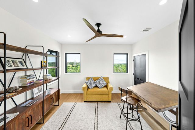 446 El Coronado Ave, Buchanan Dam, TX 78609
