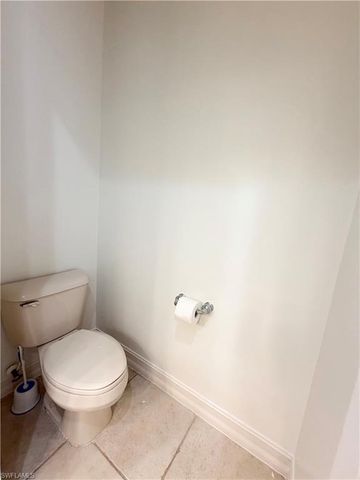 7060 San Lorenzo CT 202, Fort Myers, FL 33966