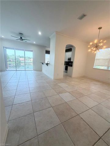 7060 San Lorenzo CT 202, Fort Myers, FL 33966