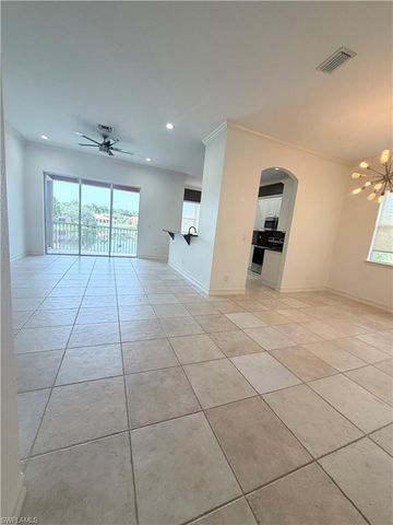 7060 San Lorenzo CT 202, Fort Myers, FL 33966