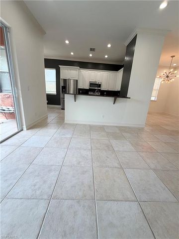 7060 San Lorenzo CT 202, Fort Myers, FL 33966