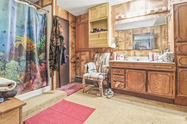 38708 E Hudson Road, Oak Grove, MO 64075