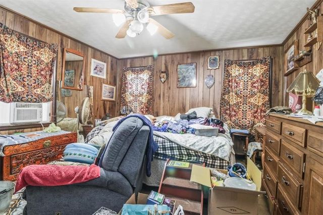 38708 E Hudson Road, Oak Grove, MO 64075