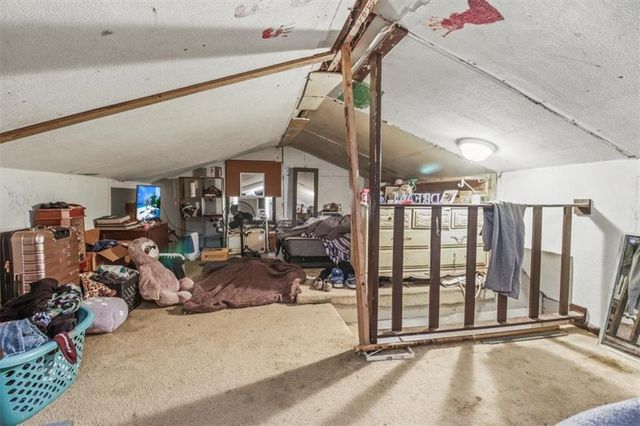 38708 E Hudson Road, Oak Grove, MO 64075