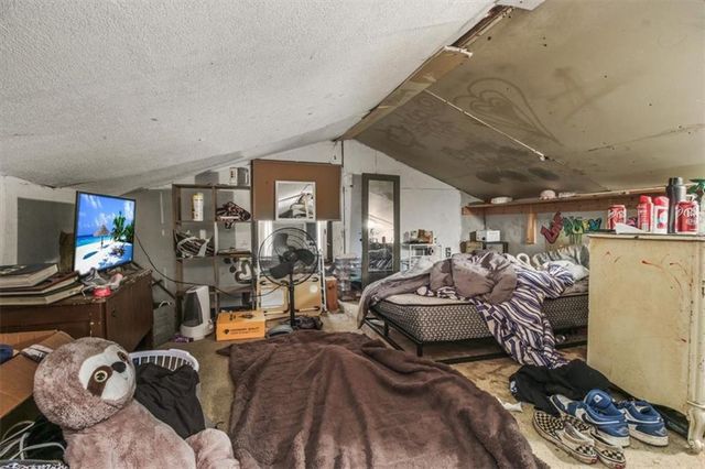 38708 E Hudson Road, Oak Grove, MO 64075