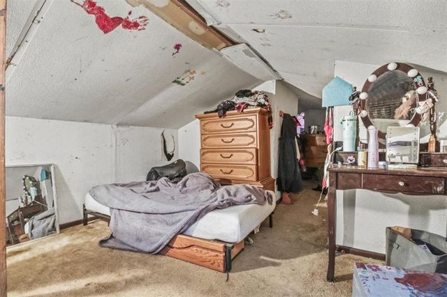 38708 E Hudson Road, Oak Grove, MO 64075