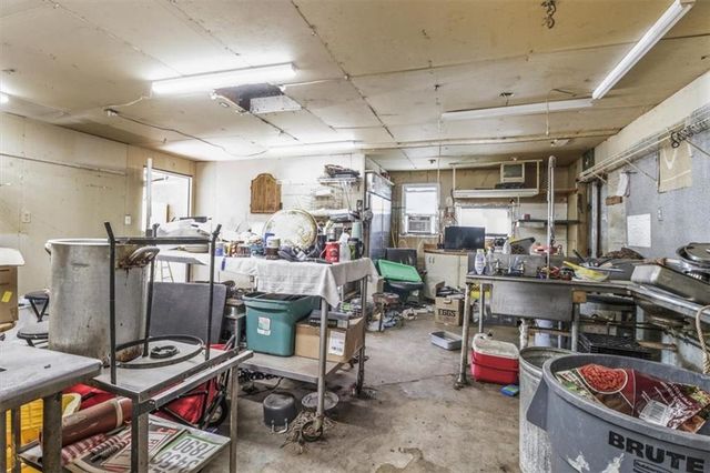 38708 E Hudson Road, Oak Grove, MO 64075