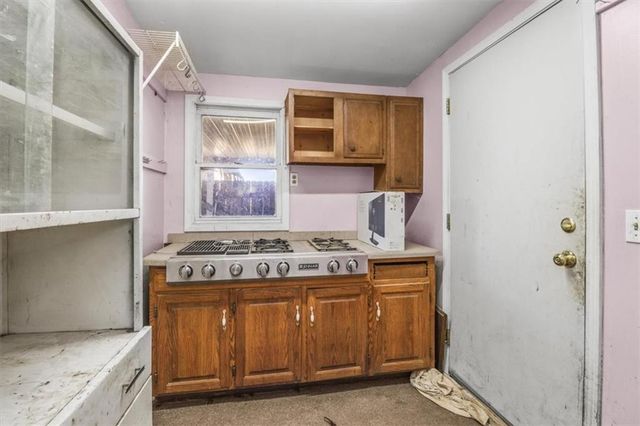 38708 E Hudson Road, Oak Grove, MO 64075