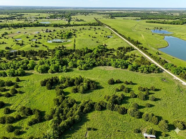 1711 County Road 2935, Dodd City, TX 75438