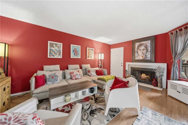 18316 Hatteras Street 26, Tarzana, CA 91356