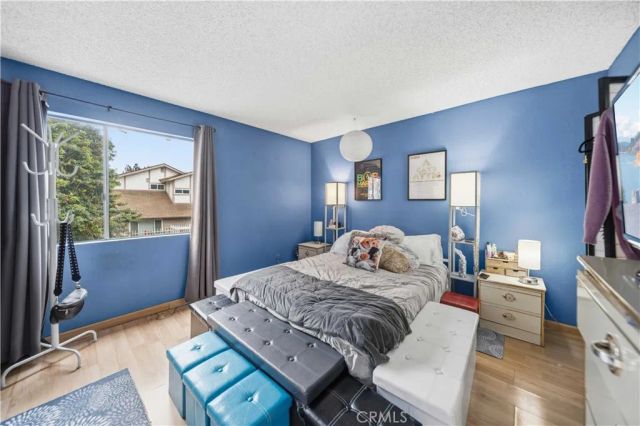 18316 Hatteras Street 26, Tarzana, CA 91356