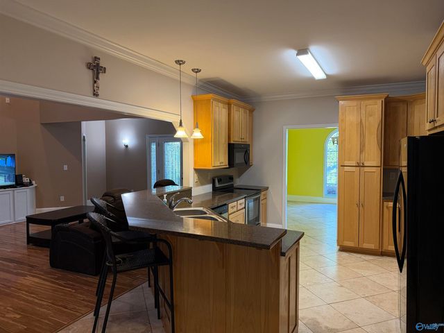 3553 Creek Path Road, Guntersville, AL 35976