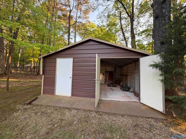 3553 Creek Path Road, Guntersville, AL 35976