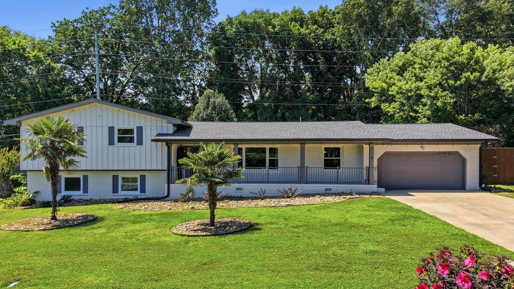 205 Masters Road, Hixson, TN 37343