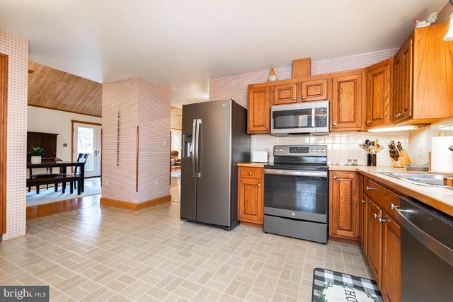 12333 MUMMERT RD, Clear Spring, MD 21722