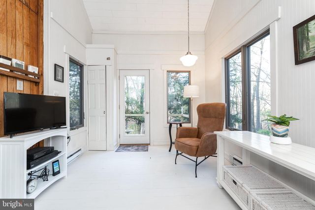 12333 MUMMERT RD, Clear Spring, MD 21722