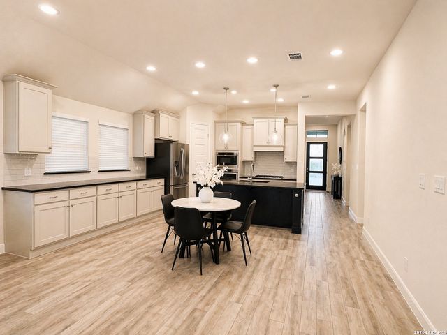 1841 Windward Way, Seguin, TX 78155