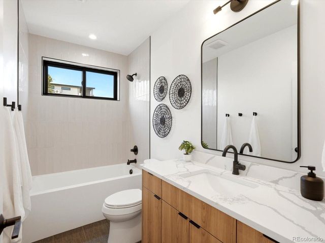 5220 W 22nd Ave, Edgewater, CO 80214