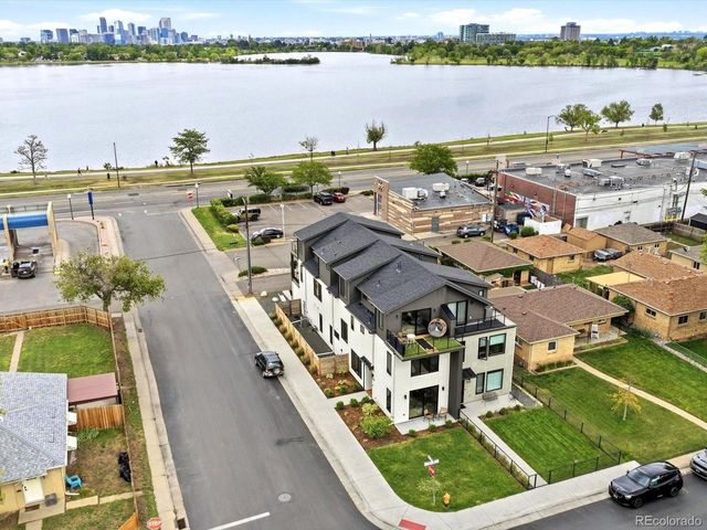5220 W 22nd Ave, Edgewater, CO 80214