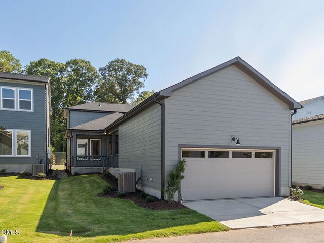 402 North Village Parkway, Pittsboro, NC 27312