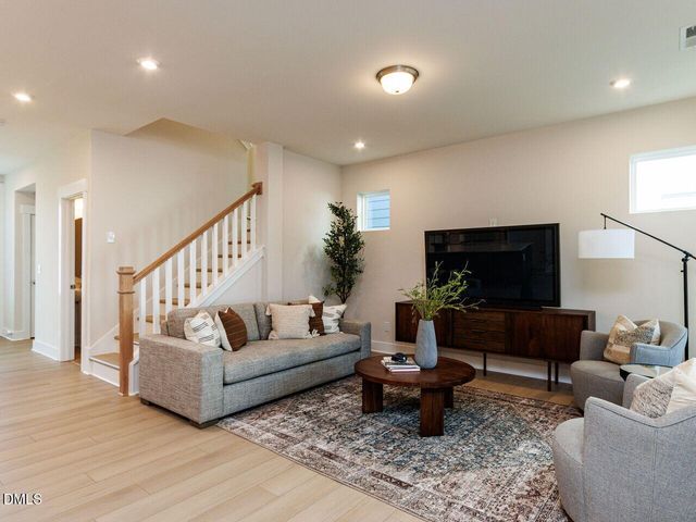 402 N Vlg Parkway, Pittsboro, NC 27312