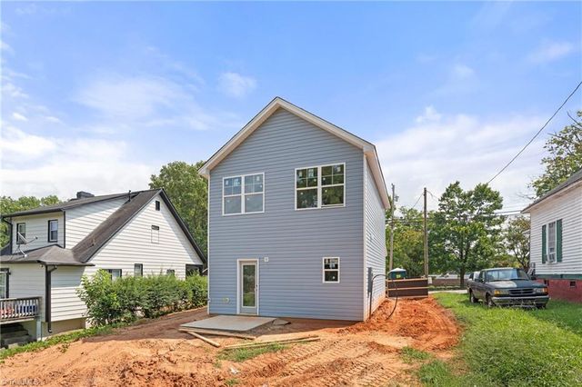2033 E 14Th Street, Winston-salem, NC 27105